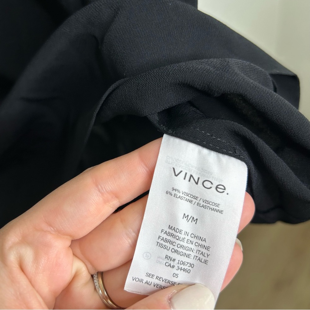 VINCE Black Split Back Shell Tank M - Picture 9 of 10